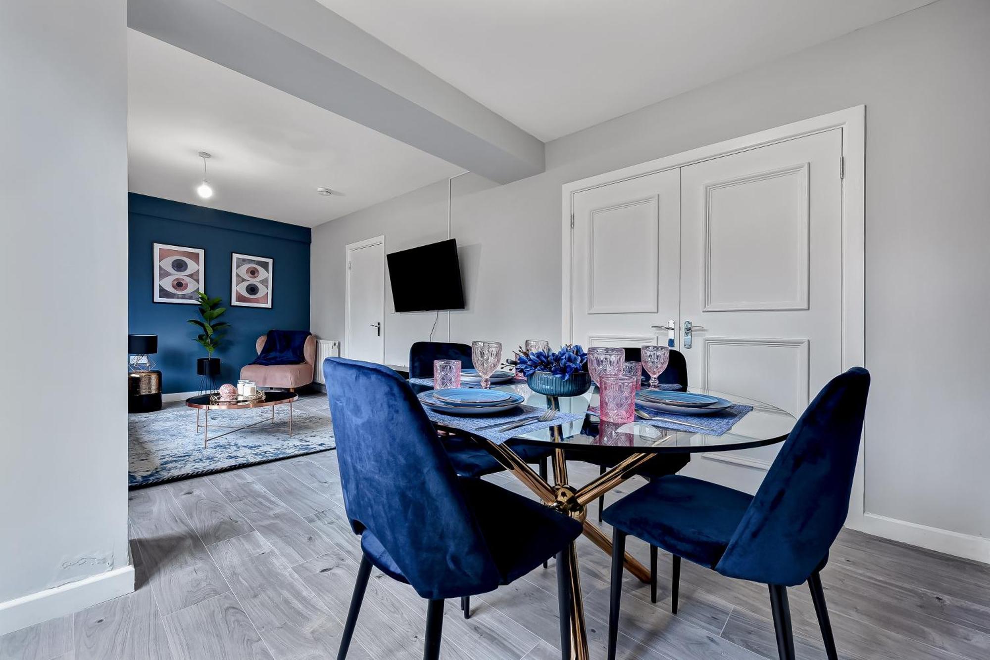 Lovely 4 Bedroom With Outdoor Space Appartamento *